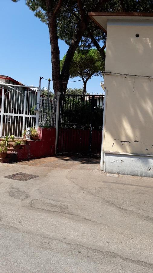 ポルティチ La Casa Di Ninoヴィラ エクステリア 写真